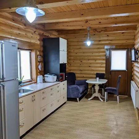 Han/Misafirhane Asher Tatariv